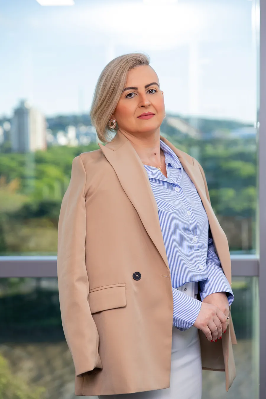 Advogada Clarice Alves em seu escritório, em Porto Alegre
